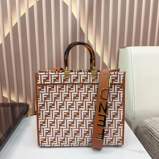 Fendi album