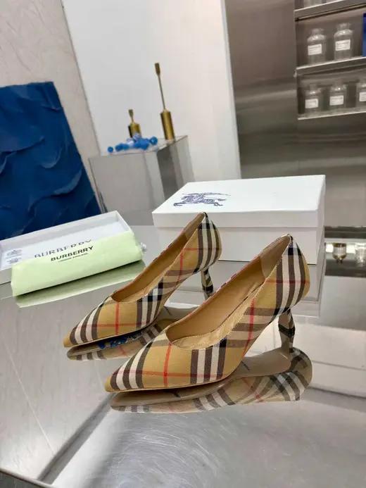 Burberry album