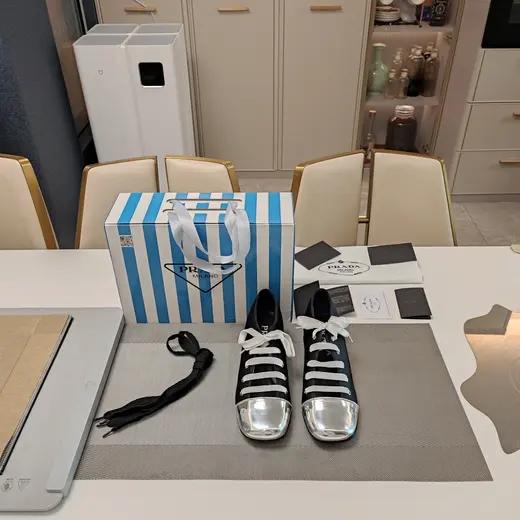 Prada album