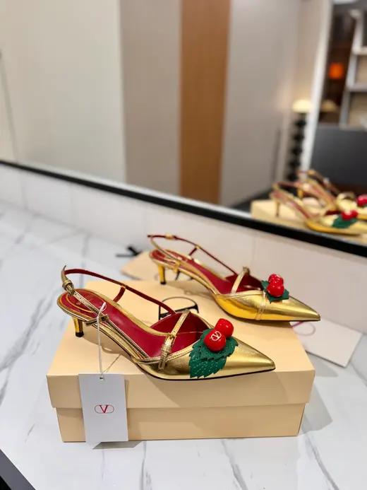 Valentino album