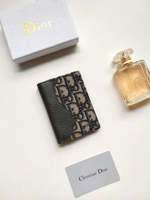 DIOR album