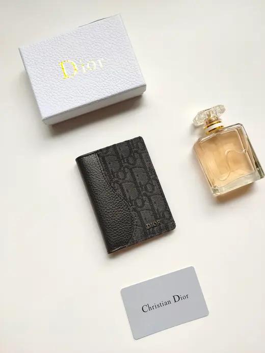 DIOR album