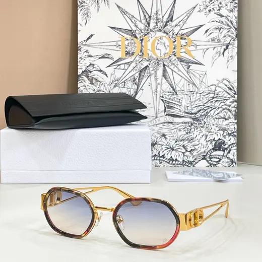 DIOR album
