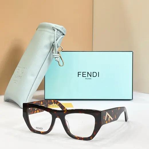 FENDI album