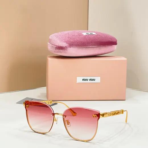 MIU_MIU album