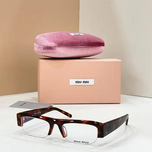 MIU_MIU album
